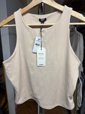 Express Women's Cream Body Contour Crop Tank - L - NWT